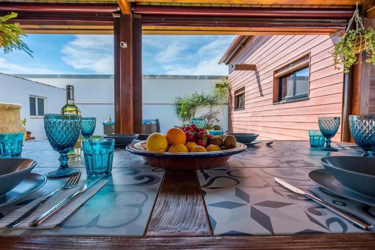 Villa Acogedora Casita En La Subbetica, Centro De Andalucia, Granada Y Cordoba Zambra Chalet