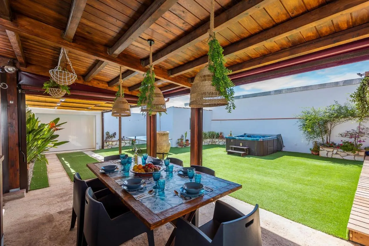 Acogedora Casita En La Subbetica, Centro De Andalucia, Granada Y Cordoba Villa Zambra Chalet